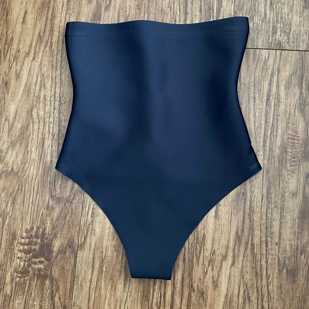 SKIMS High Waisted Thong Women L Onyx Black Sculpting Shapewear